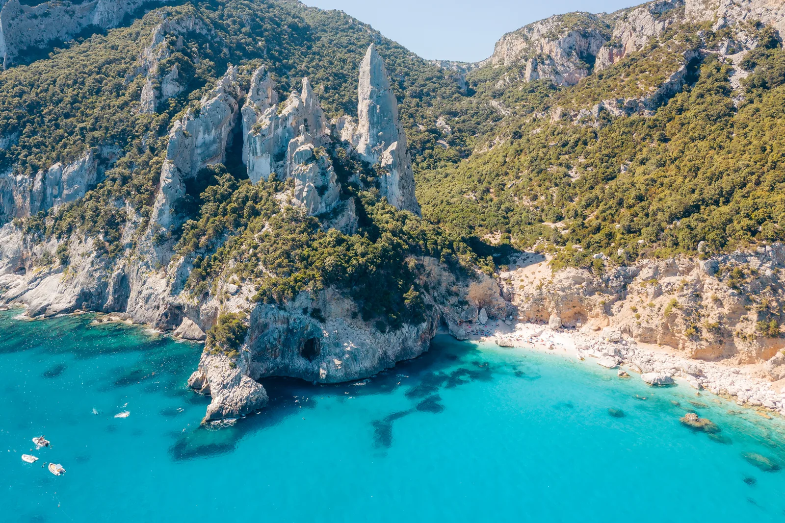 Sardinia yacht route