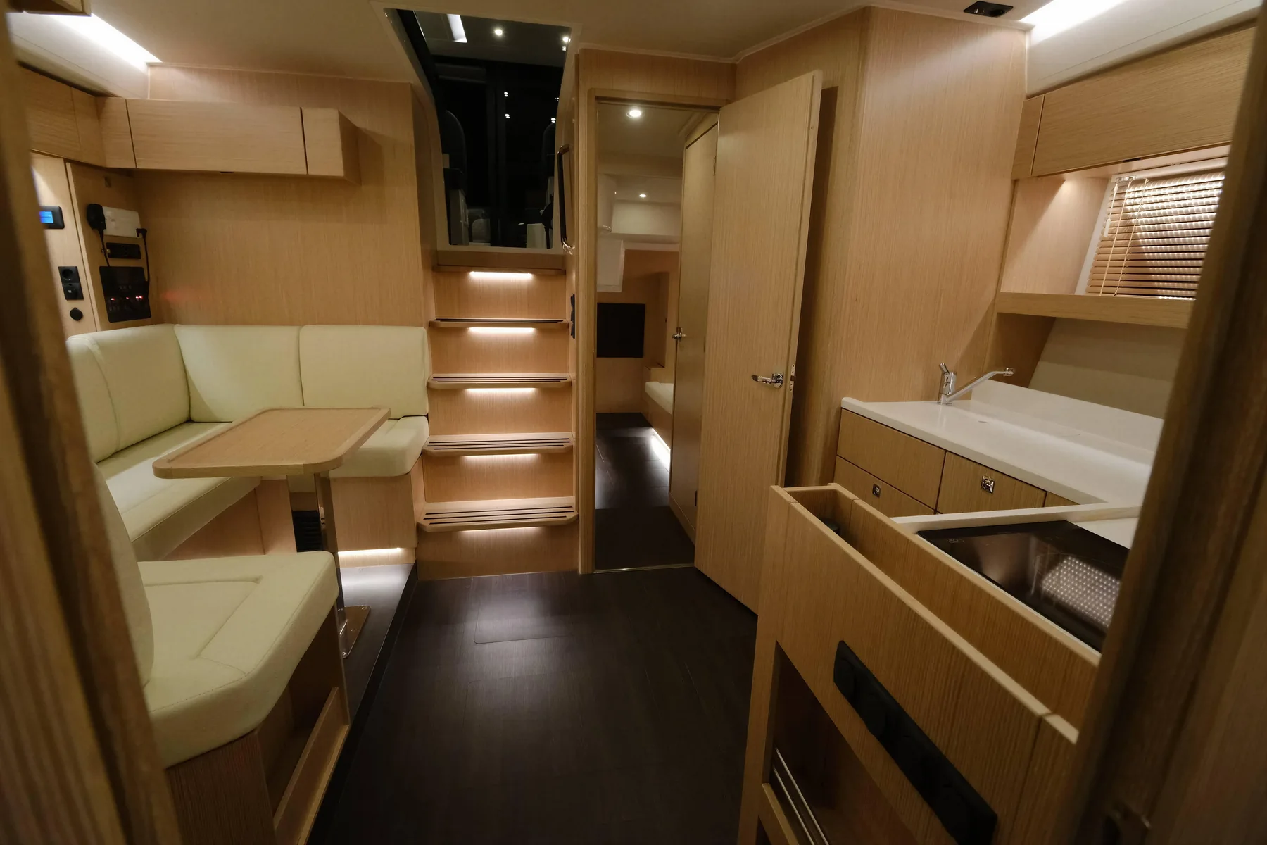 Bavaria SR41 Interior
